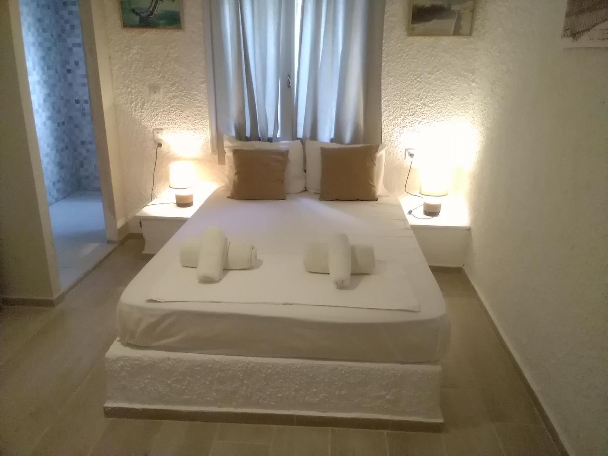 President Apartment Keratokampos