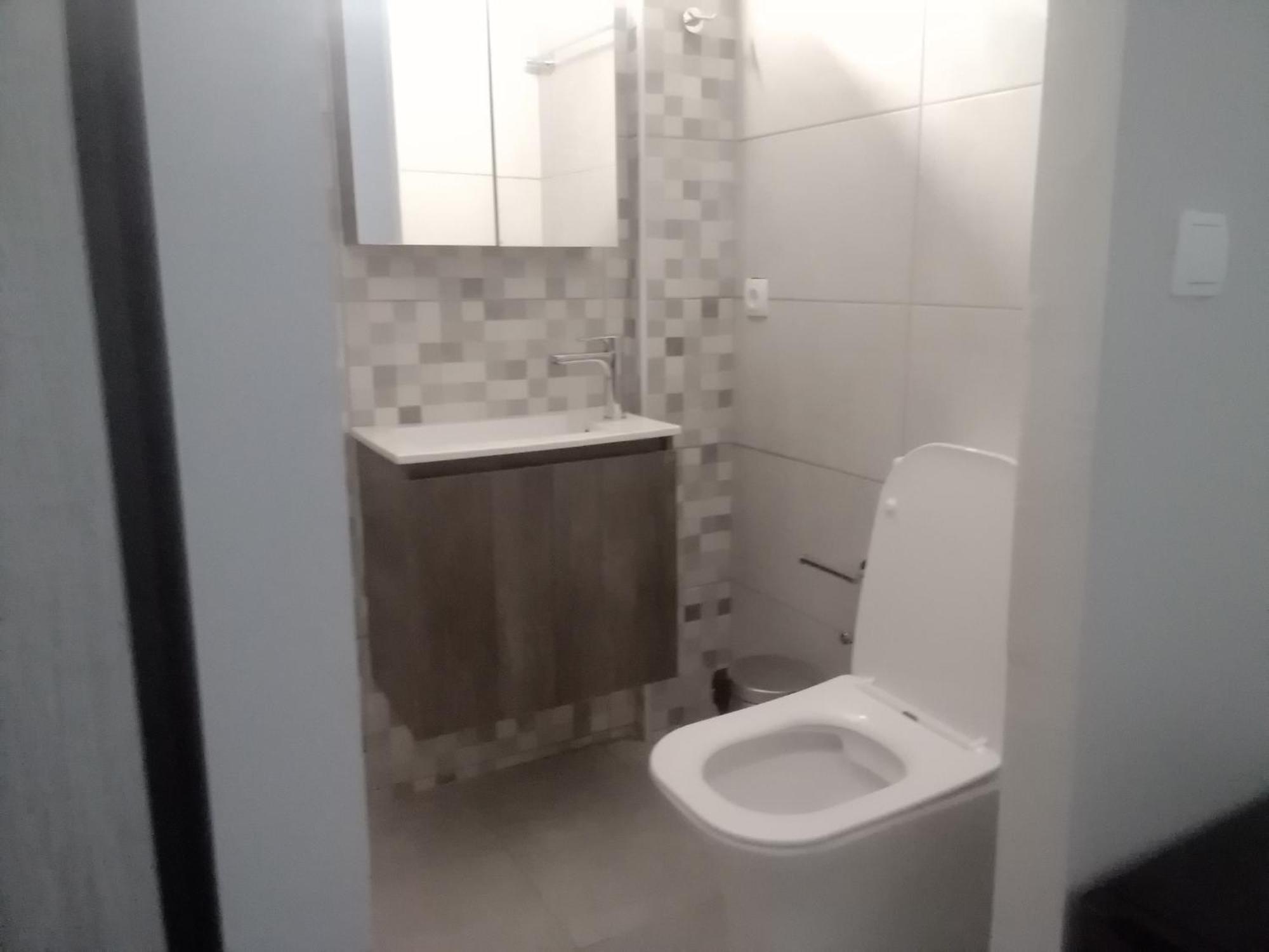 Apartment President *