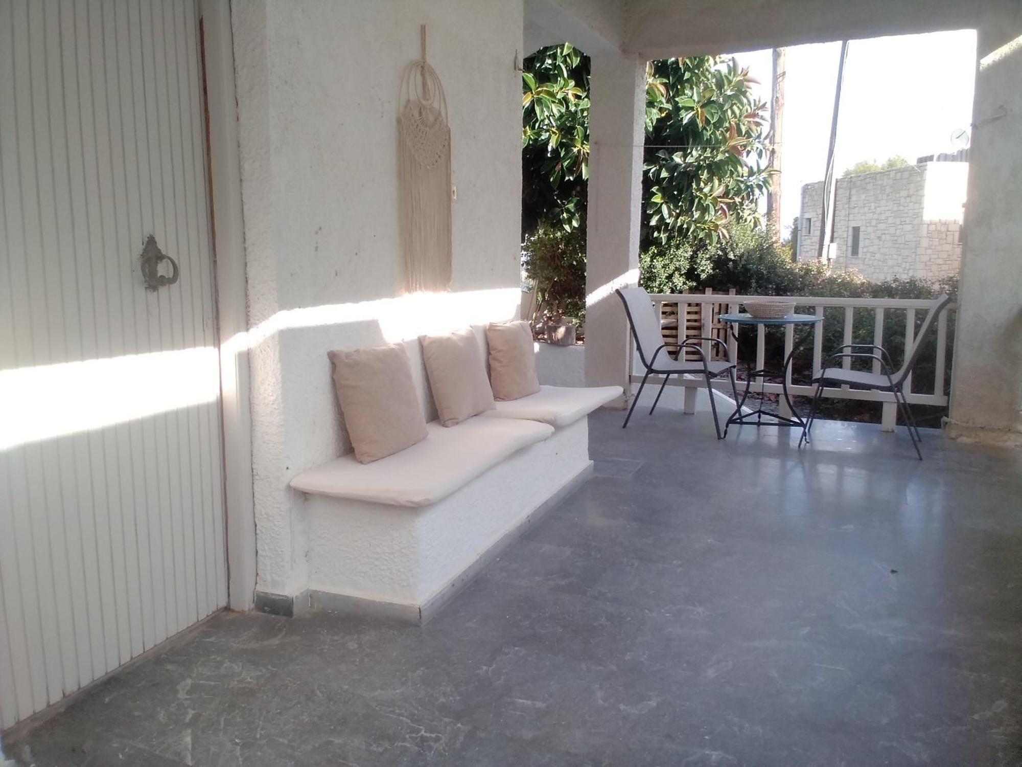 Apartment President Keratokampos